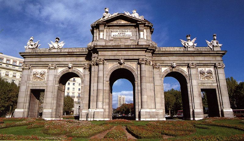 Puerta De Alcala