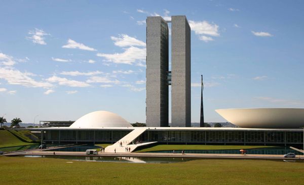 Brasilia – Lucio Costa y Oscar Niemeyer: información previa & valiosa