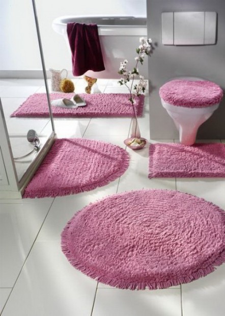 Decoración de baños con kit de alfombras2